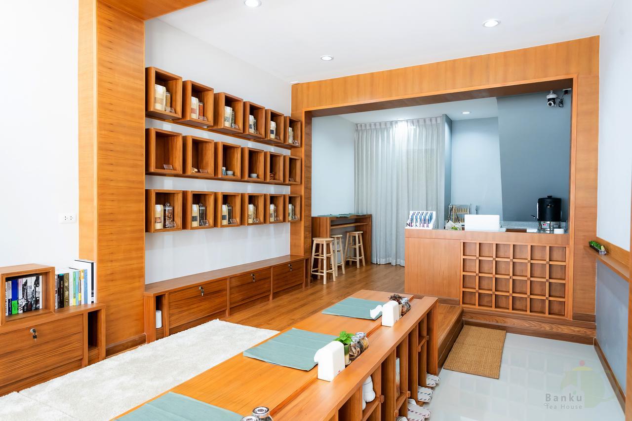 Banku Tea House Samyan (Adults Only) Hostel Bangkok Exterior photo