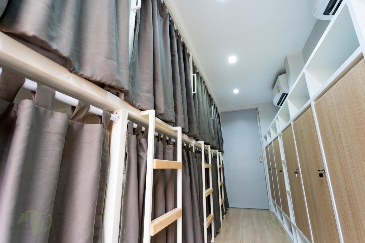 Banku Tea House Samyan (Adults Only) Hostel Bangkok Exterior photo
